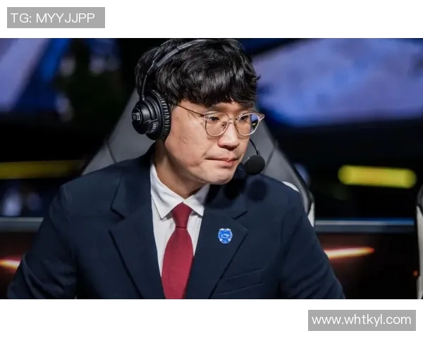 探索LNG战队在S15赛季的转型之路与世界冠军杯的精彩表现